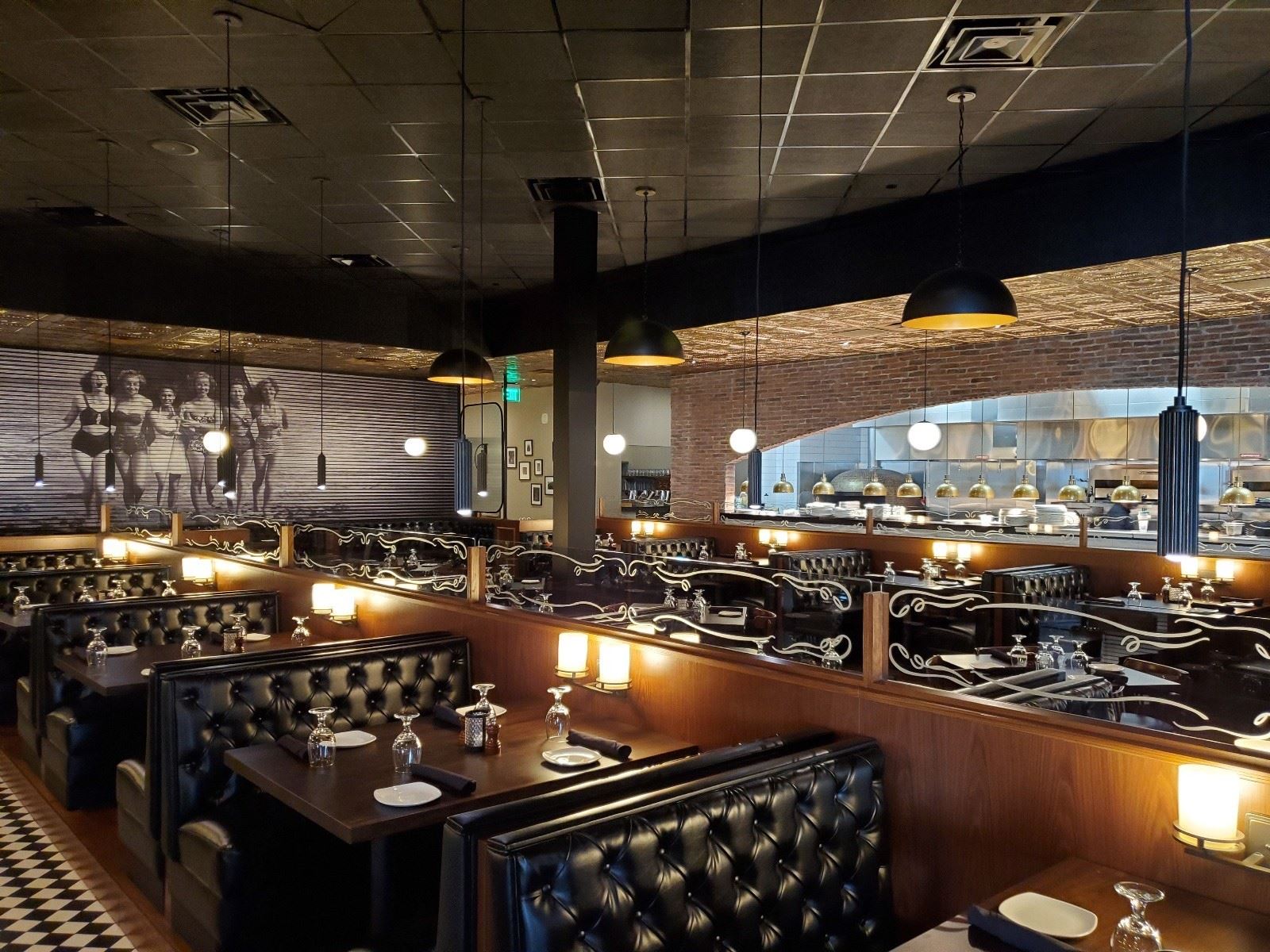 aventura dining room pic